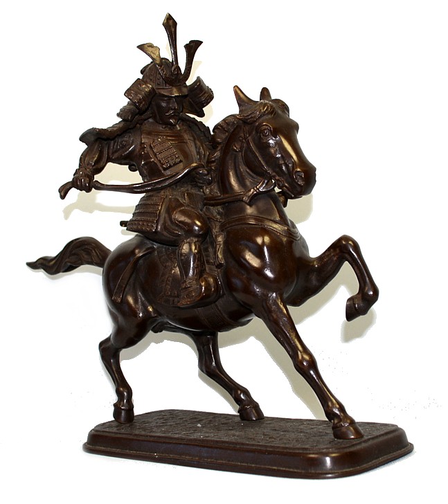 японская бронза: самурай на боевом коне, кабинетная статуэтка