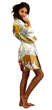 японское кимоно Цветы Четырех Сезонов в японском интернет-магазине АОЯМА ДО