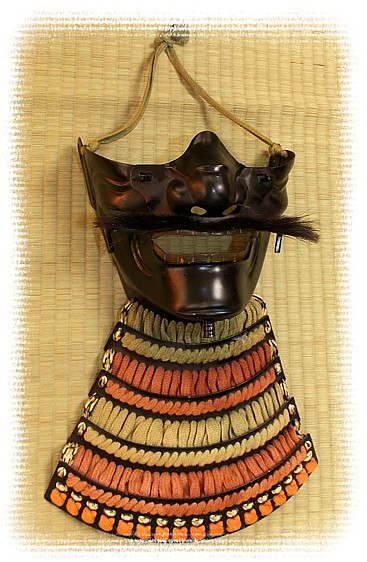 защитная маска японского воина menpo